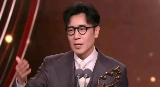 于和伟获北影节天坛奖影帝，《走走停停》摘最佳影片 | 资讯配图