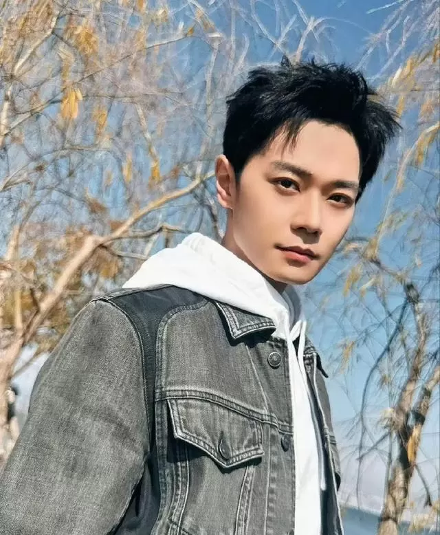 曹骏《何不同舟渡》宣传中多次对比檀健次引争议 | 资讯配图