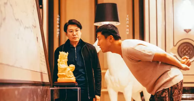《低智商犯罪》周荣入狱真相揭晓，朗博图实为周卫东安插的执行者 | 细节速览